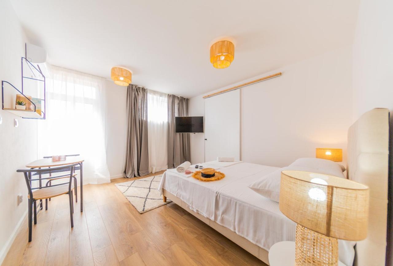 Central Seaside Residence 비스 외부 사진